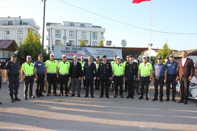 Kocaeli Valisi Yavuz, Kurban Bayramı öncesi trafik denetimine katıldı: