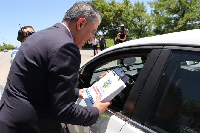 Karaman Valisi Akkoyun, Kurban Bayramı öncesi trafik denetimine katıldı