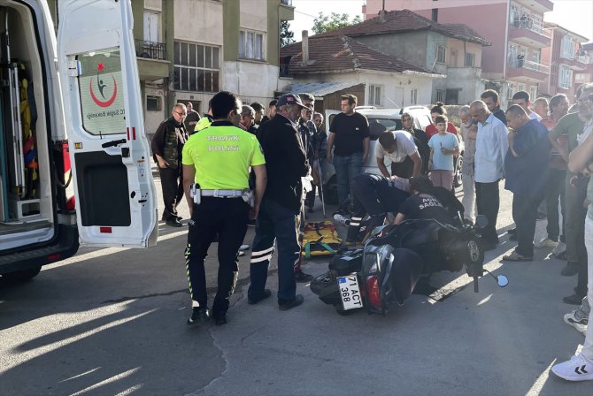 Kırıkkale'de otomobille çarpışan motosikletin sürücüsü ağır yaralandı