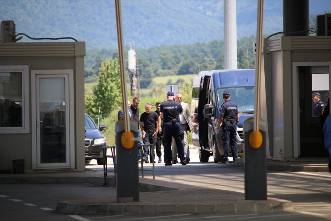 Sırbistan'ın serbest bıraktığı 3 Kosova polisi, ülkelerine ulaştı