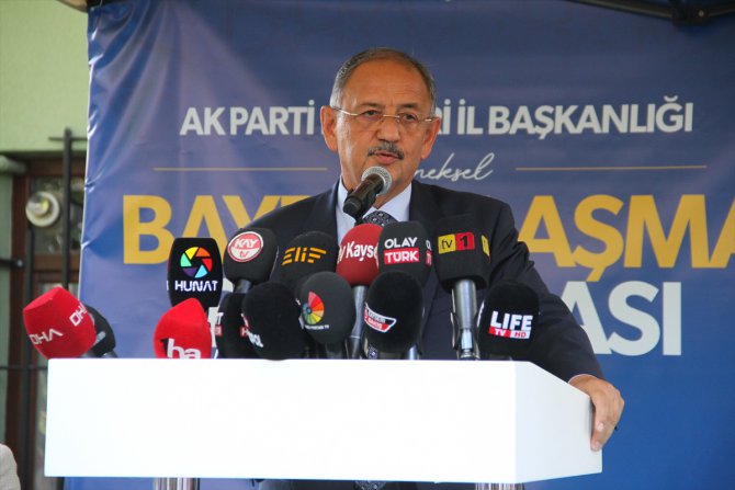 Bakan Özhaseki, AK Parti Kayseri İl Başkanlığının bayramlaşma programında konuştu: