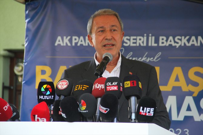 Bakan Özhaseki, AK Parti Kayseri İl Başkanlığının bayramlaşma programında konuştu: