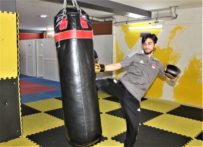 Milli kick boksçular Aybüke ve Ferit, Avrupa Oyunları'nda zirveye odaklandılar