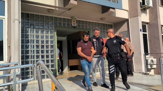 Aydın'da kovalamaca sonucu uyuşturucuyla yakalanan 3 kişi tutuklandı
