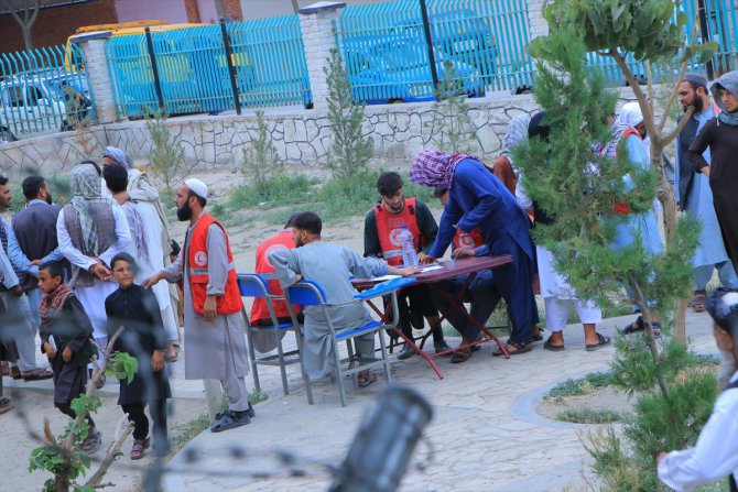 Türk Kızılaydan Afganistan'da 5 bin aileye kurban eti yardımı