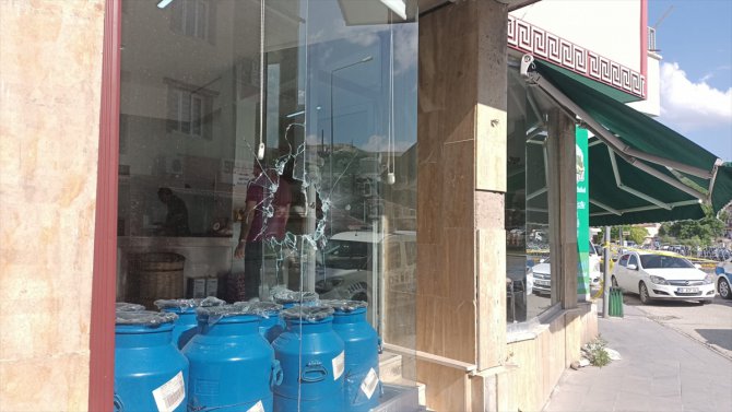 Sivas'ta silahlı kavgada 4 kişi yaralandı