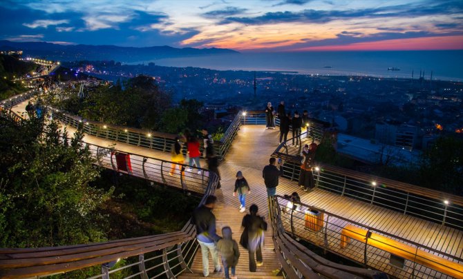 Trabzon'daki Boztepe Seyir Terası'nı iki ayda 600 bini aşkın kişi ziyaret etti