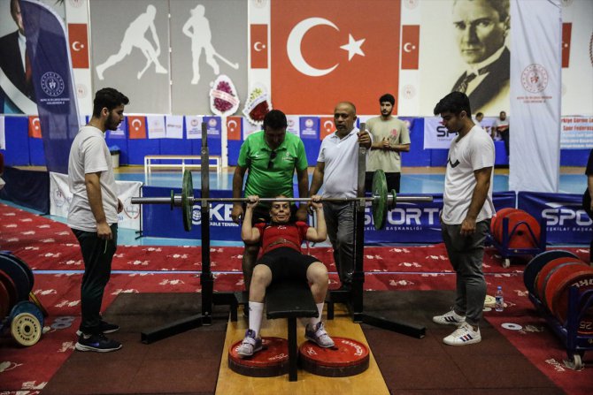 Görme Engelliler Halter Türkiye Şampiyonası, Mersin'de başladı