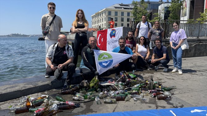 İstanbul'da deniz dibi temizliği yapıldı