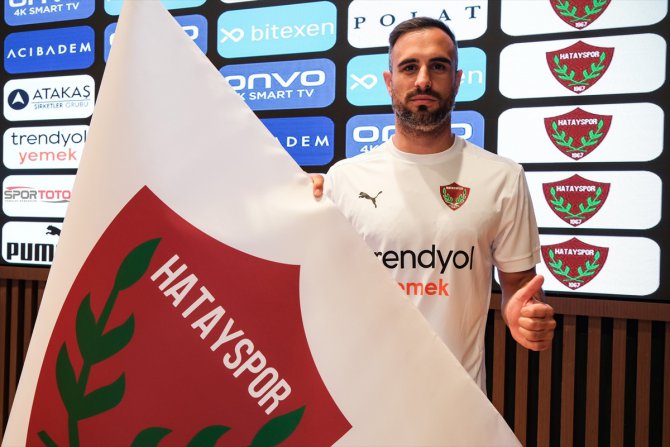 Hatayspor, Sırp stoper Nikola Maksimovic'i transfer etti