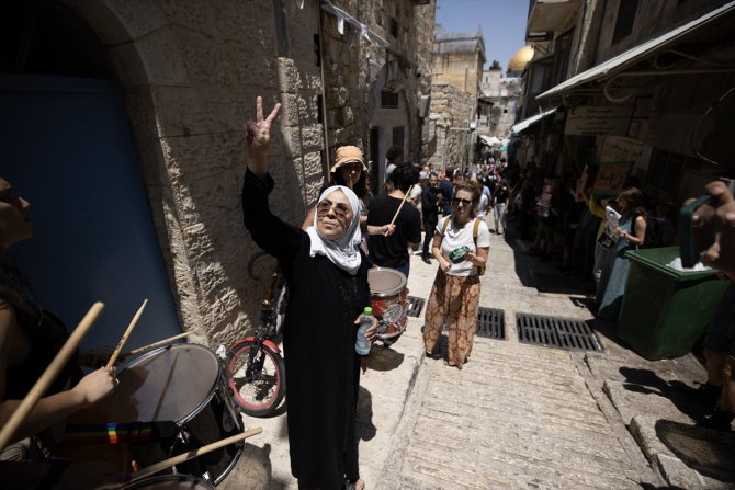 Kudüs'te İsrail'in evlerini boşaltmalarını istediği Filistinli Leben ailesine destek gösterisi