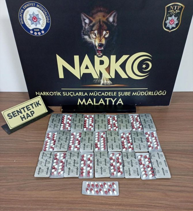 Malatya'da uyuşturucu operasyonunda yakalanan 8 şüpheli tutuklandı