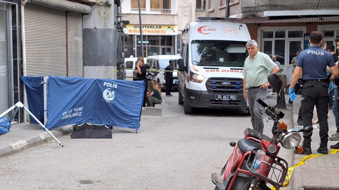 Samsun'da dördüncü kattan düşen kadın hayatını kaybetti