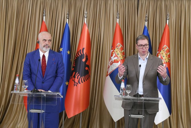 Arnavutluk'tan Kosova-Sırbistan gerginliğinin düşürülmesinde diyalog ve anlaşma vurgusu