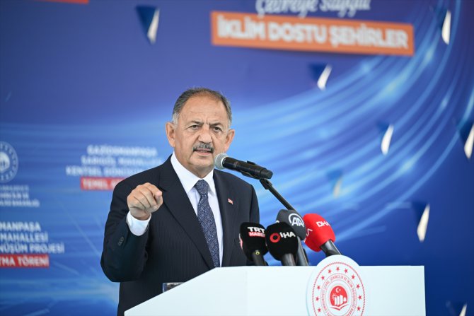 Bakan Özhaseki, İstanbul'da kentsel dönüşüm temel atma töreninde konuştu: