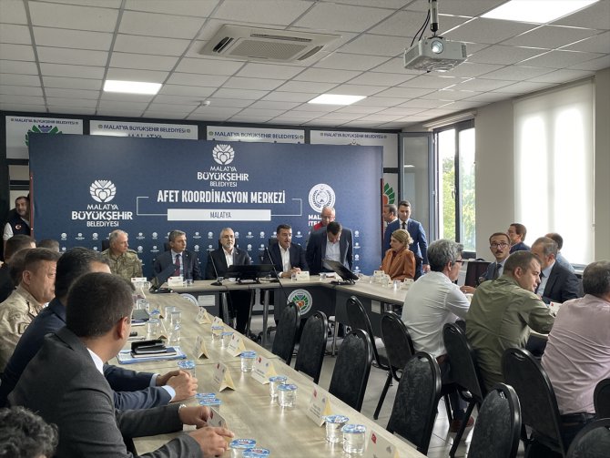 Bakan Işıkhan, Malatya'da Afet Koordinasyon Toplantısı'na katıldı