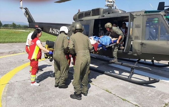 Bosna Hersek'te sağlık sorunu yaşayan Türk'e helikopterle müdahale