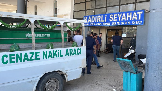 Adana'da silahlı kavgada bir kişi yaşamını yitirdi