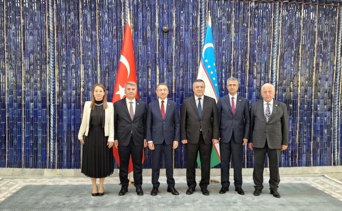 TBMM Dışişleri Komisyonu Başkanı Oktay, Özbekistan Meclis Başkanı İsmailov'la görüştü