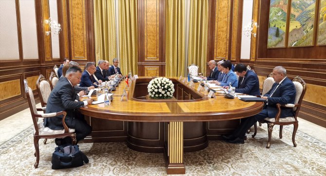 TBMM Dışişleri Komisyonu Başkanı Fuat Oktay, Özbekistan Senato Başkanı Narbayeva ile görüştü