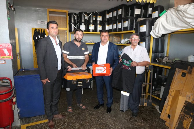 Yenişehir Belediyesi sanayi esnafına malzeme desteğinde bulundu