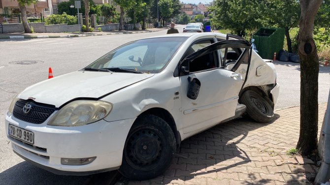 Karabük'te otomobil ile cipin çarpıştığı kazada biri ağır 3 kişi yaralandı