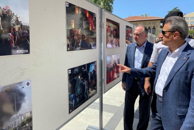 Sinop'ta "15 Temmuz Demokrasi ve Milli Birlik Günü" konulu fotoğraf sergisi açıldı