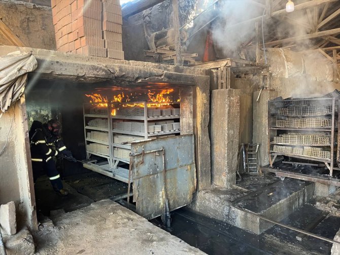 Tokat'ta tuğla fabrikasında çıkan yangın söndürüldü