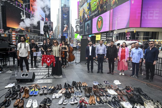 New York'un Times Meydanı'nda 15 Temmuz anma programı düzenlendi