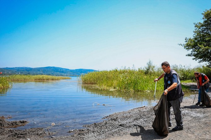 Sapanca Gölü ve çevresi atıklardan temizlendi