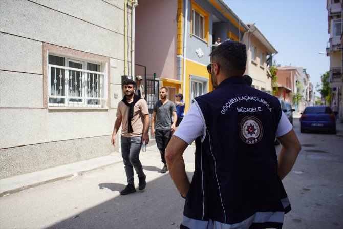 Edirne'de 99 düzensiz göçmen daha yakalandı