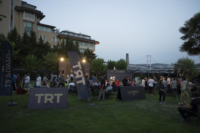 TRT 12 Punto'da "Bir Tutam Karanfil" filmi gösterildi