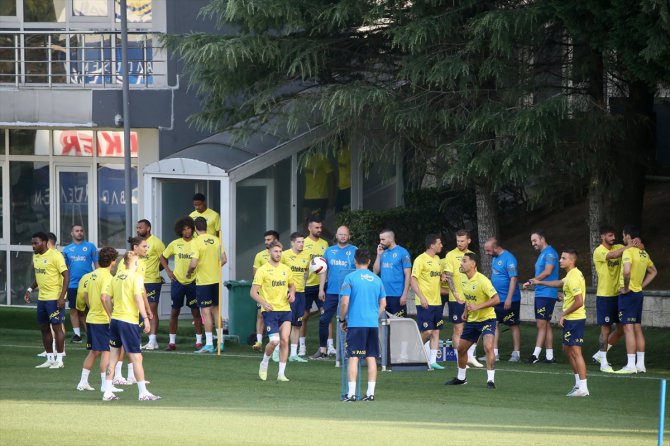 Fenerbahçe yeni sezon hazırlıklarını sürdürdü