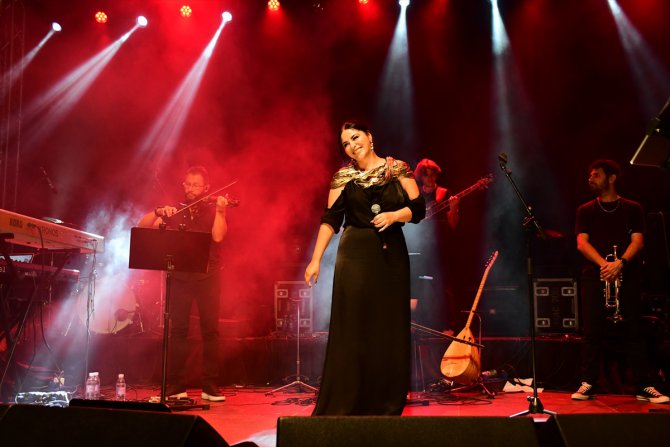Zara'dan Kosova’da konser