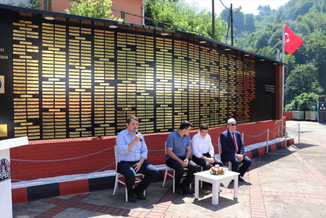 Zonguldak'ta iş kazasında hayatını kaybeden maden işçileri anısına yaptırılan anıt açıldı