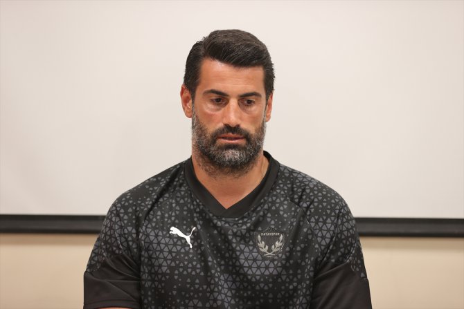 Hatayspor Teknik Direktörü Volkan Demirel: "Depremde futbolcumu, sportif direktörümü kaybettim. Bu kafayla insanları maça çıkaramazdım"