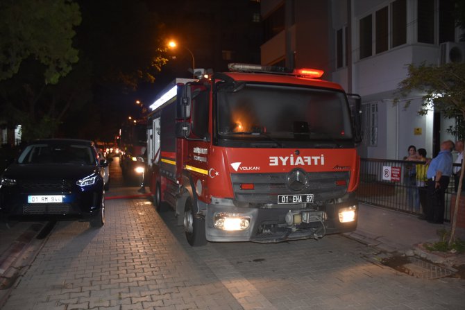 Adana'da bir evin mutfağında çıkan yangın hasara neden oldu
