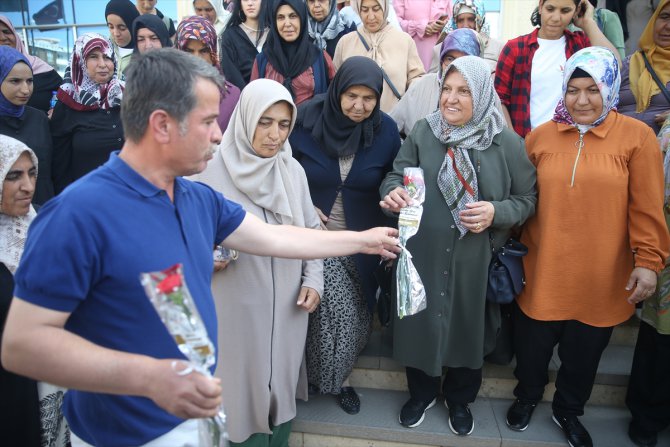 Kahramanmaraş'ta depremzede çocuk ve kadınlara "Moral turu" projesi