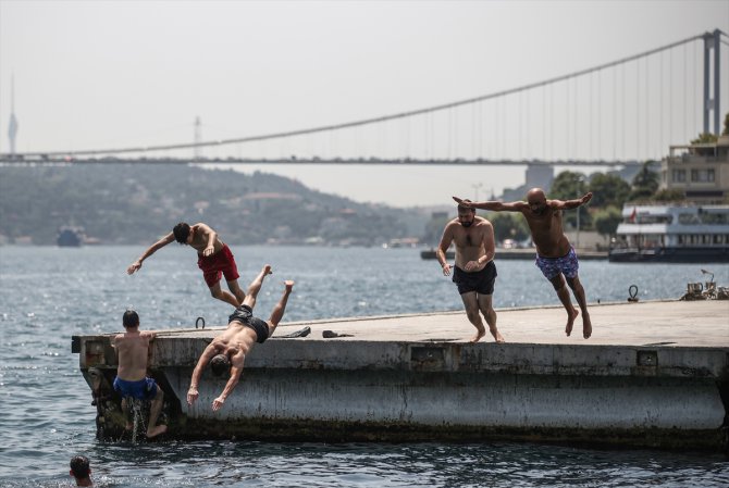 İstanbul en sıcak günlerinden birini yaşıyor