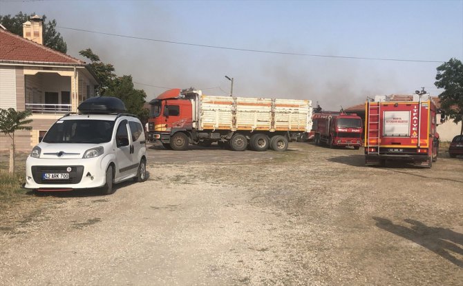 Konya'da besi çiftliğinde çıkan yangında 33 büyükbaş hayvan telef oldu