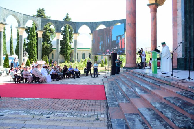 Arnavutluk'ta aşure günü etkinliği düzenlendi
