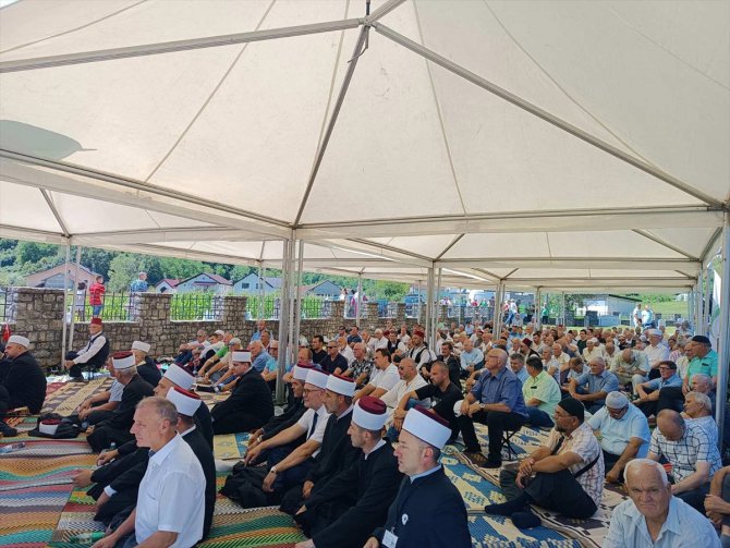 Bosna Hersek'teki Sanski Most şehrinde geleneksel "Fetih Şenlikleri" gerçekleştirildi